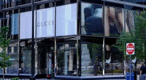 gucci in city center dc.